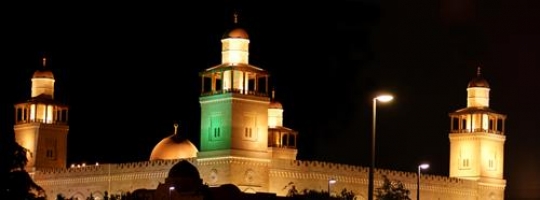 panoramic picture of a mosque