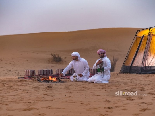 Friends enjoying sunrise