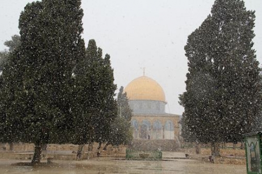 Dome of the Rock Mosque in snow