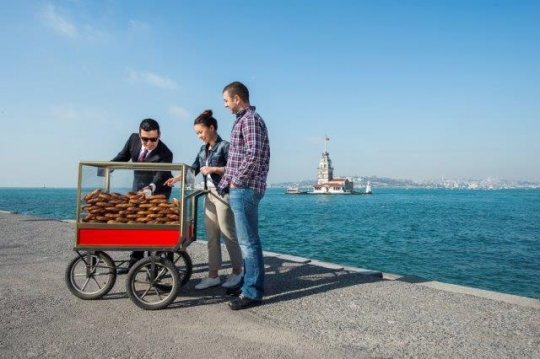 Turkish Businessman Selling Si