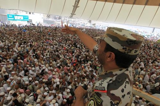 Under the umbrella of the Mina