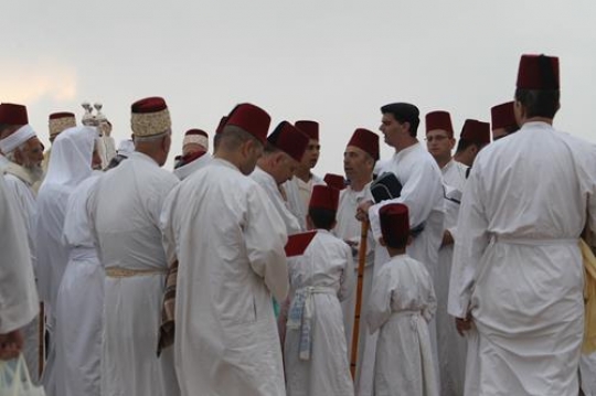 samaritan shavuot pray