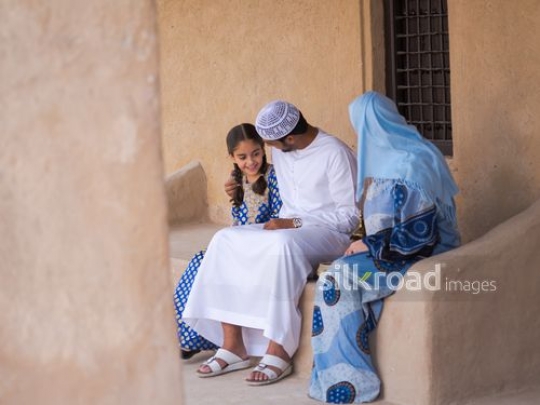 Happy arabic family|-