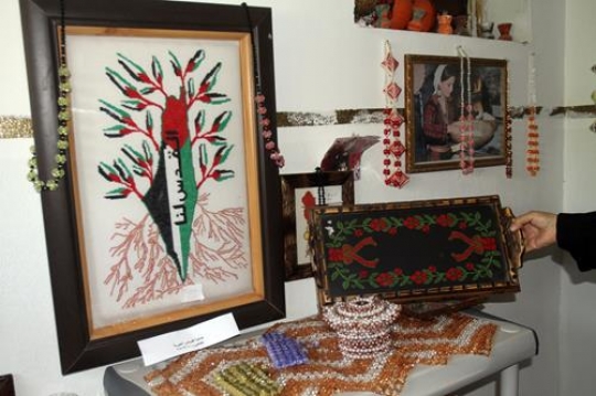 art of embroidery(palestinian embroidery)