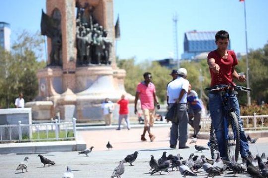 the monument of the republic on taksim square
