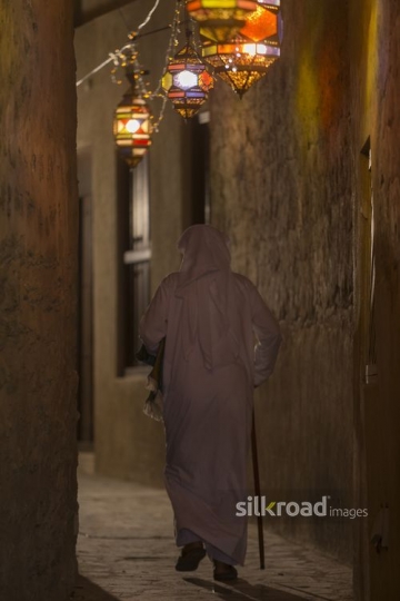 Middle Eastern man traditional dressed during Ramadan|-