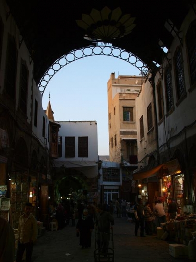 people in the market in syria
