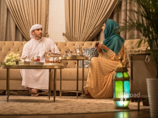 Couple drinking tea|-