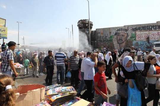 Road to the Al-Aqsa checkpoint