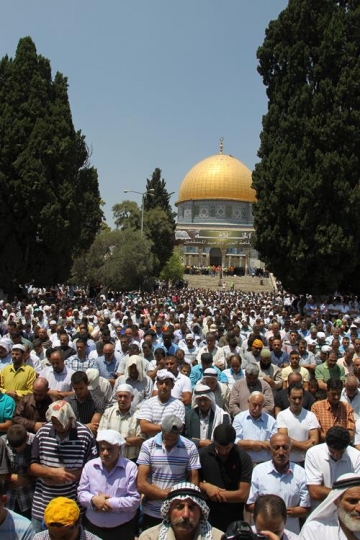 pray in al-aqsa mosque
