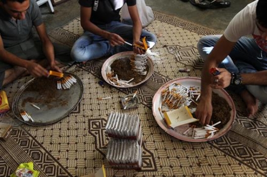 manufacture of cigars manually