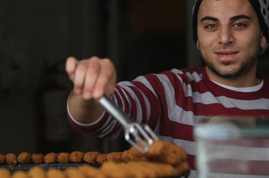 fraying falafel in palestine