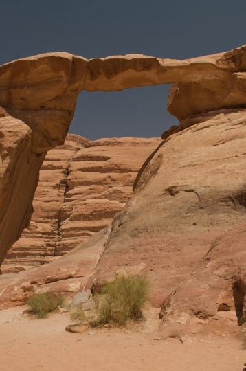 rock bridge wadi rum