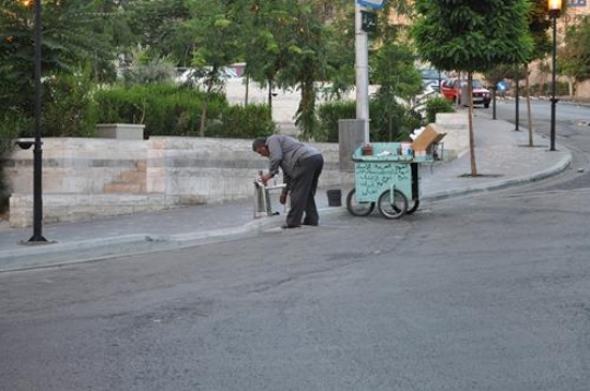 Amman city streets, Rainbow Street