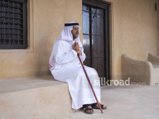 Old man contemplating|-