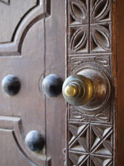 Door Knob y