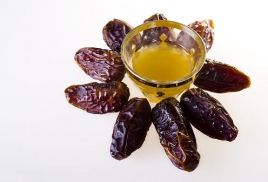 cup of coffee and dates