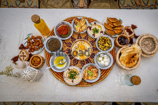 food-table-ramadan-suhor-04