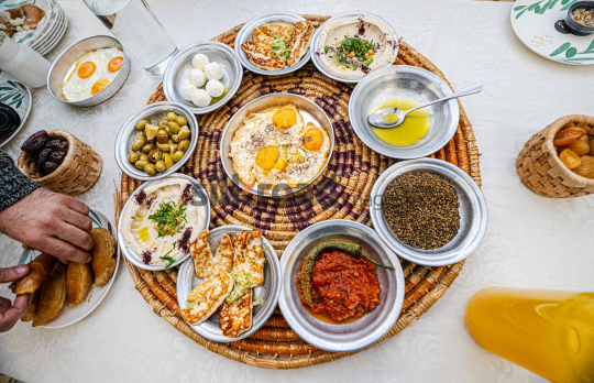 food-table-ramadan-suhor-06