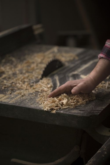 Removing the dust from the table