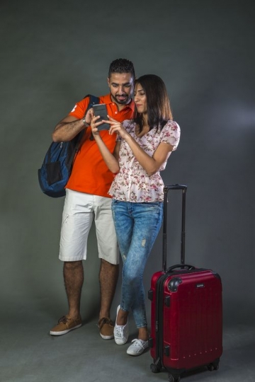 Arabian Couple on Vacation|-