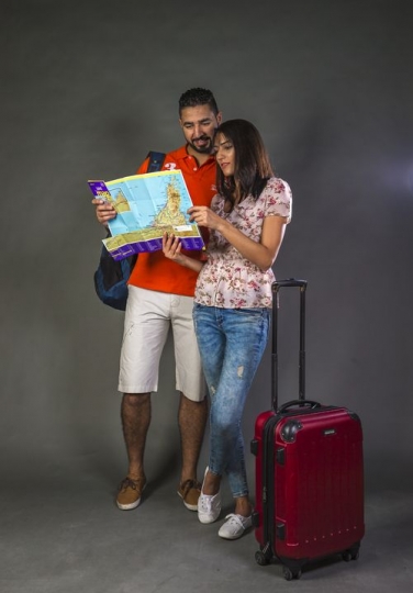 Arab Couple on Vacation|-